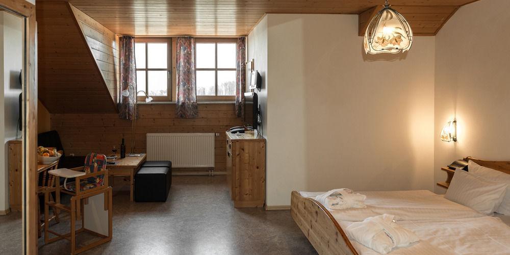Ulrichshof, Baby & Kinder Bio-Resort Rimbach  Exteriör bild