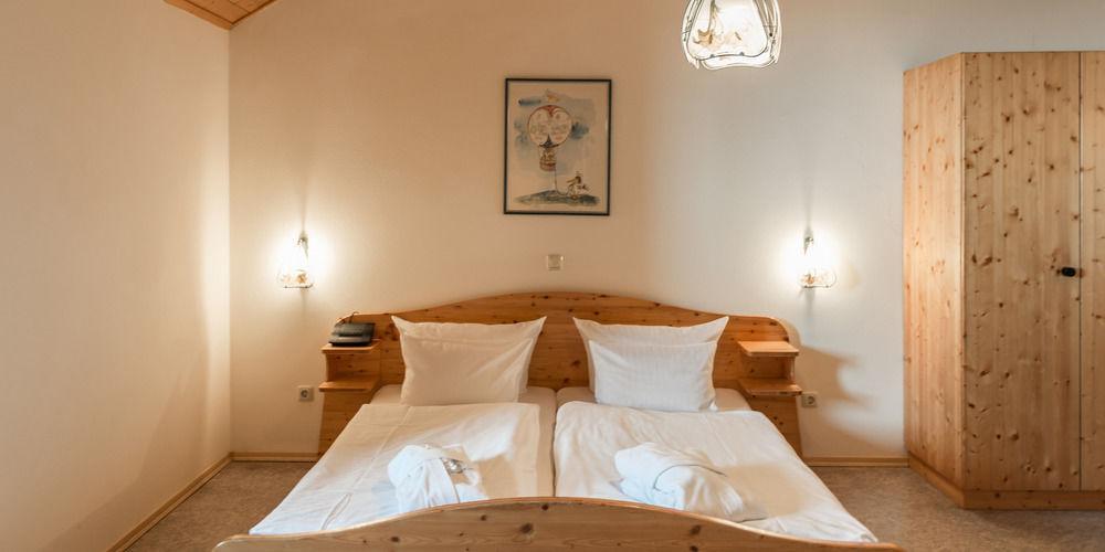 Ulrichshof, Baby & Kinder Bio-Resort Rimbach  Exteriör bild