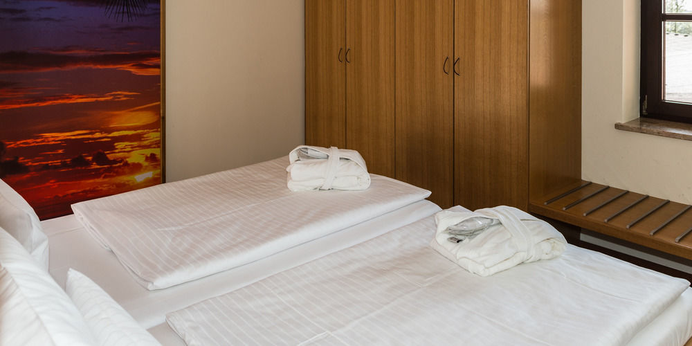 Ulrichshof, Baby & Kinder Bio-Resort Rimbach  Exteriör bild