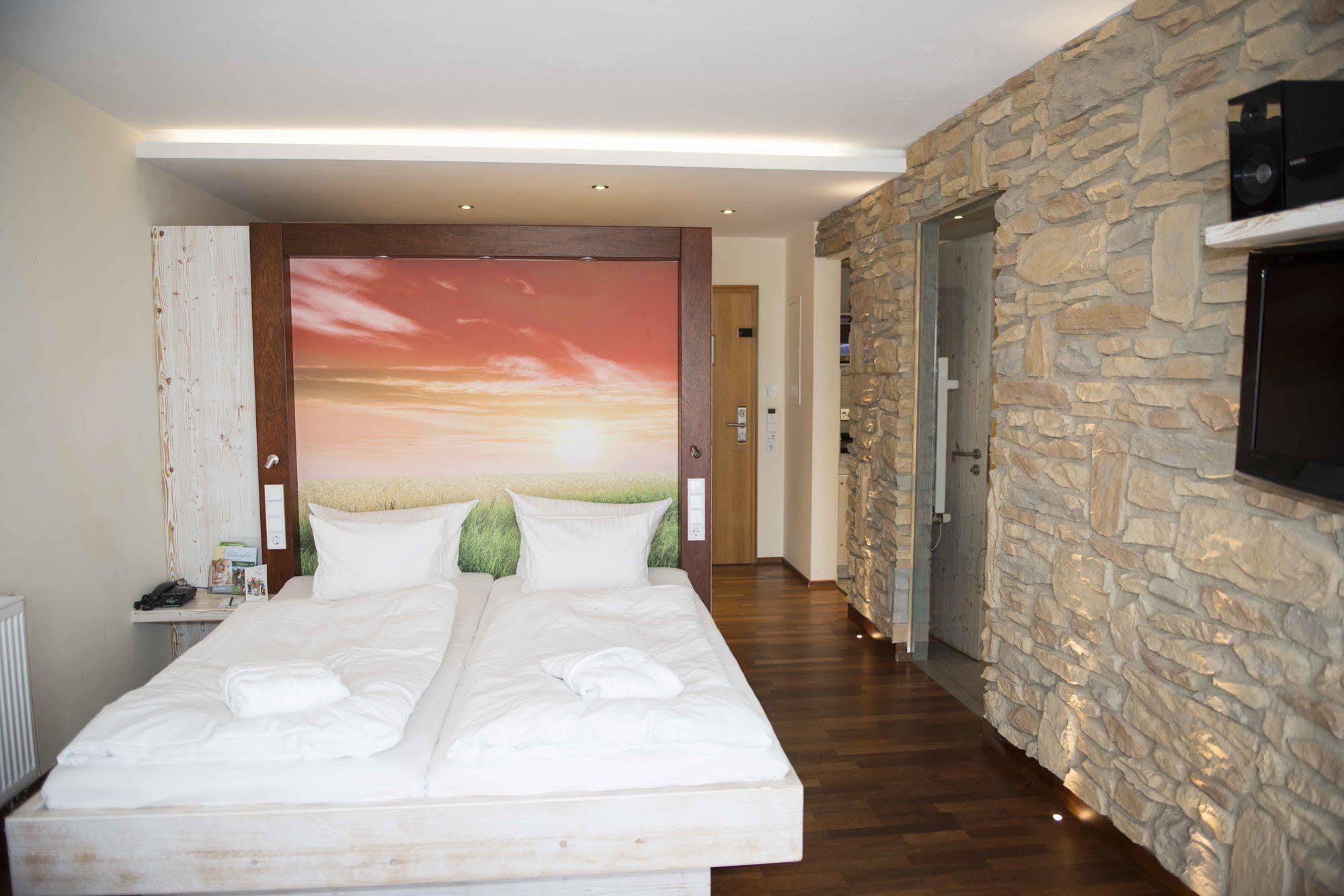 Ulrichshof, Baby & Kinder Bio-Resort Rimbach  Exteriör bild